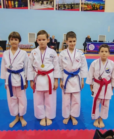 404613492_326464783473192_1699744190300822941_n