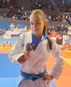 Trofej-Srbije-Beogradski-pobednik-02
