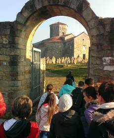 1546400_756209344407266_2056160992_n