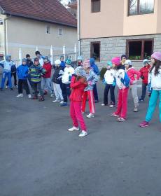 72965_757756520919215_145441210_n